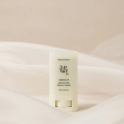 [Beauty of Joseon] Matte Sun Stick : Mugwort+Camelia (SPF 50+ PA++++)